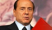 Follini ne samo da je obznanio kako Berlusconija (na slici) više ne smatra najpogodnijom osobom za vođu desne koalicije, nego je predložio da se bira novi vođa koalicije