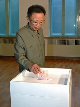 Jedini na listi: Sjevernokorejski analitičari raspredali su teze u kojima su postavljali pitanje: Za koga li će glasati? Foto: Reuters