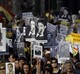 Deseci tisuća prosvjednika promarširali su u subotu središtem mnogih španjolskih gradova, iskazujući na taj način potporu sucu Baltasaru Garzonu optuženom za prekoračenje ovlasti, jer je, protivno zakonu, počeo istragu zločina španjolskoga diktatora Francisca Franca (Reuters)