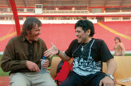 SRPSKI REDATELJ EMIR KUSTURICA s nogometašem Maradonom, o kojemu je snimio dokumentarac 'Maradona by Kusturica'