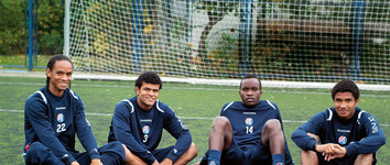 Nogometaš Carlos Santos de Jesus (prvi lijevo) prošlog je tjedna dobio hrvatsko državljanstvo, Etto i  Matthias Chago ga imaju, a uskoro će  ga dobiti i Sammir (zadnji desno)