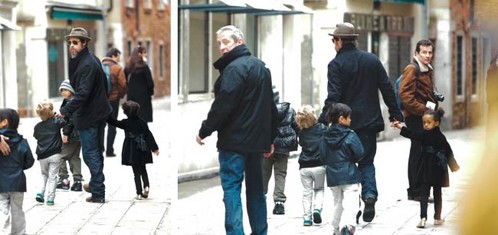 Brad Pitt s mališanima; Foto: Daily Mail
