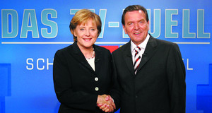 Angela Merkel i Gerhard Schroeder tijekom tv-dvoboja