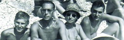 DALIBOR MARTINIS NA LJETOVANJU s roditeljima
i bratom na Pećinama u Rijeci 1960.