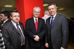 BOŽIĆNI DOMJENAK
Josipović s Ivom Jelušićem i Vladimirom
Drobnjakom