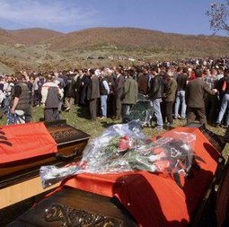 Prema posljednjim podacima što su ih objavile međunarodne snage na Kosovu ubijeno je najmanje 26 osoba.