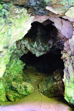 Pećina Bastašica u istoimenom mjestu gdje je Tito često boravio bila je rezervna lokacija Vrhovnog štaba