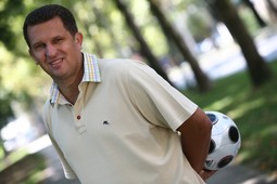 IGOR CVITANOVIĆ nakon dugogodišnjeg spora dogovorio je povratak u Dinamo sa Zdravkom i Zoranom Mamićem