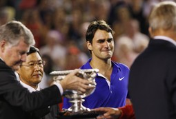 Roger Federer u plaču nakon što je izugbio u finalu Austraslian Opena 2009. od Rafaela Nadala