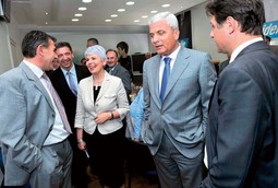 Premijerka Kosor u ovom trenutku unutar stranke ne može skupiti dovoljnu potporu za smjenu Barišića
