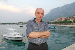 Profesor na beogradskom ekonomskom fakultetu Stipe Lovreta, Hrvat rođen u Makarskoj