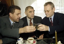 MILAN BANDIC with President Mesic and Ivica Racan
