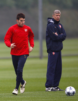 Francesc Fabregas (lijevo) i trener Arsenala Arsene Wenger (desno) 