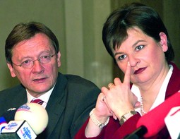 SUSANNA RIESSPASSER supruga Sanaderova austrijskog poslovnog partnera bila je vicekancelarka u Schüsselovoj vladi