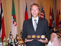 Vodeći svjetski institut za kvalitetu i okus piva, Monde Selection, dodijelio je po prvi puta 4 zlatne medalje za Karlovačko pivo.