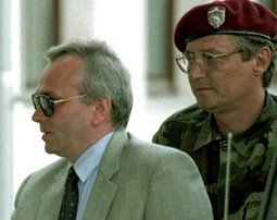 Jovica Stanišić i Frenki Simatovic opisani su u Mladićevu dnevniku kao koordinatori zločinačkih paravojnih postrojbi