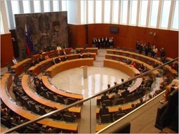 Slovenski parlament zasjeda