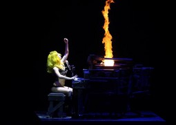 Lady Gaga otpjevala je jednu pjesmu sudionicima rimskog Pridea (arhiva)