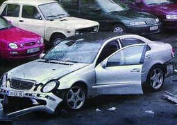 11. studenog 2003. u zagrebačkoj Dubravi u ranim jutarnjim satima u trostrukoj eksploziji uništen je automobil Petrita Atlije.