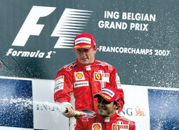 FERRARIJEVI VOZAČI Kimi Raikkonen i Felipe Massa osvojili su prvo i drugo mjesto u Belgiji 16. rujna