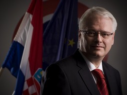 Hrvatski predsjednik Ivo Josipović uspostavio je odličnu suradnju s američkim diplomatima
