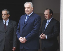 DVOJICA BIVŠIH
Ivo Sanader i Damir Polančec, bivši premijer i potpredsjednik
Vlade, održavali su pregovore s MOL-om u tajnosti od svojih
suradnika u Vladi