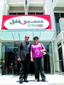 Direktor marketinga Syriatela Hussein Daher i asistentica uprave Caroline Jacov