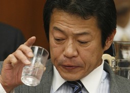 Shoichi Nakagawa, japanski ministar financija nakon blamaže u Rimu ponudio je ostavku