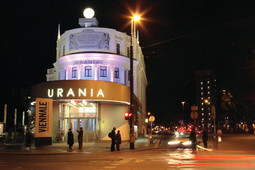 URANIA, jedna od dvorana u kojima se odvijao međunarodni filmski festival u Beču Viennale