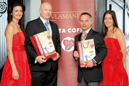 Richard Croker, regionalni menadžer Costa Coffeeja i Mario Scherr, direktor Vlamanda grupe