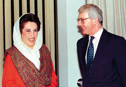 PREMIJERSKI DANI U Islamabadu s tadašnjim britanskim premijerom Johnom Majorom