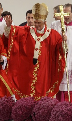 Papa Benedikt XVI. (Reuters)