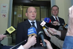 Ako Šeparović izgubi licenciju za Haag, Mladen Markač otkazat će punomoć i Goranu Mikuličiću.