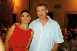 S glumicom Dariom Lorenci, koja nastupa u njegovu filmu 'Iza stakla', na nedavno završenom filmskom festivalu u Motovunu