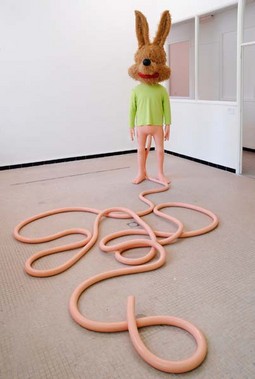 'Čovjek-špaget', rad američkog umjetnika Paula McCarthyja iz 1993., bit će
prikazan u MSU