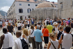 On the first day of August, 12,726 tourists were registered as overnighting in Dubrovnik, with 2569 guest arriving on that day
