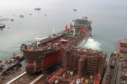 POTREBNA ULAGANJA Novi vlasnik 3. maja u Rijeci
morat će restrukturirati
brodogradilište