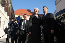 PREMIJERKA KOSOR s mađarskim se premijerom Orbánom
susrela prošlog tjedna u
Zagrebu