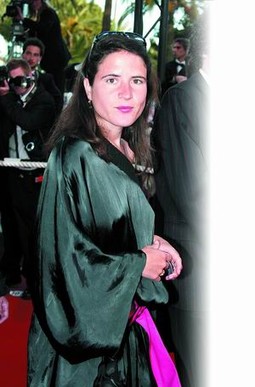 MAZARINE PINGEOT slavna je otkako je 1994. u novinama otkriveno da je ona kći Franoisa Mitterranda