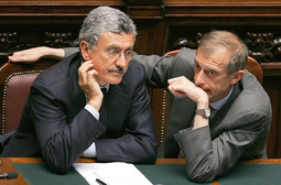 MASSIMO D'ALEMA (PDS) i Piero Fassino (DS), vođe ljevice koji su prvi podržali Waltera Veltronija