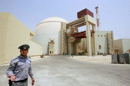 NUKLEARKA
BUSHEHR Najvažnija karika u iranskom nuklearnom programu, za koji Izraelci smatraju da mu je cilj proizvodnja nuklearnog oružja