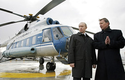 Predsjednik Vladimir Putin i prvi zamjenik premijera Sergej Ivanov poznaju se još otkad su sedamdesetih skupa radili u svojetskoj tajnoj službi KGB
