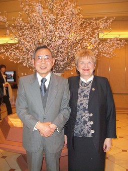 U TOKIJU 2007. Vida Demarin s inženjerom Kasom, izumiteljem
obojenog doplera na Internacionalnoj
konferenciji o obojenom dopleru