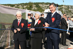 Početak izgradnje autoceste od Bara do Boljara svečano su 15. listopada označili premijeri Hrvatske, Crne Gore i Srbije Jadranka Kosor, Milo Đukanović i Mirko Cvetković
