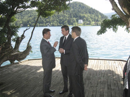 THE BLED MEETING Gordan Jandrokovic with Borut Pahor and Samuel Zbogar
