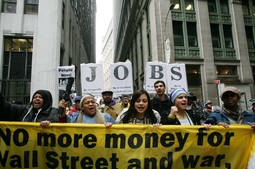 PROTESTANTI na Wall Streetu prosvjeduju protiv državne pomoći
financijašima