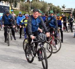 Na biciklu u predizbornoj kampanji za istarskog župana 2009.
