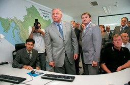 BIVŠI PREMIJER Ivo Sanader s bivšim
predsjednikom Uprave Plinacra u prostorima te tvrtke prije četiri godine
