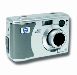 HP Photosmart 635 novi je kompaktni i prilagodljiv Hewlett Packardov digitalni fotoaparat savršen za svakodnevno korištenje.