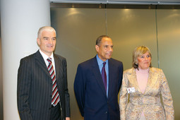 Božo Prka i direktorica PBZ Carda Nina Oberiter-Gluhak s prvim čovjekom American Express korporacije Kennethom Chenaultom